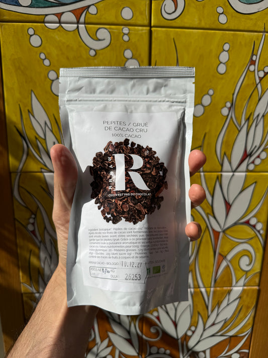 Grué de cacao cru pauvre en cadmium